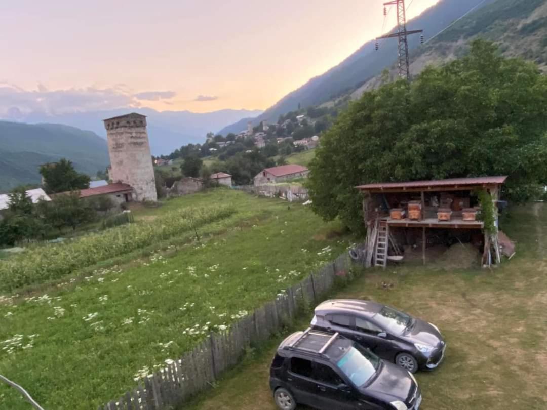 Hotel Bombora Mestia Zewnętrze zdjęcie